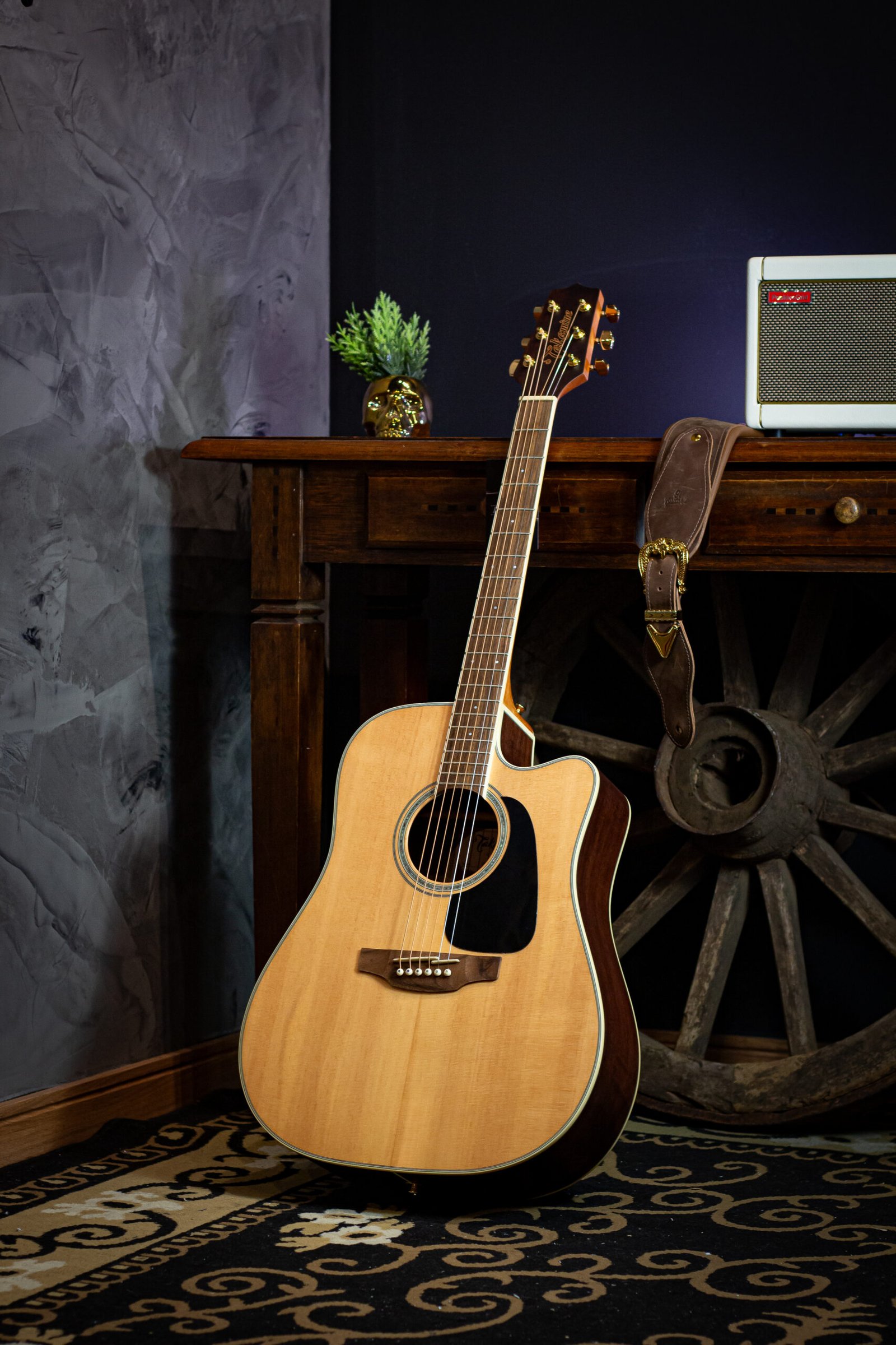 VIOLAO TAKAMINE - GD51CE NS & TP4TD FOSCO