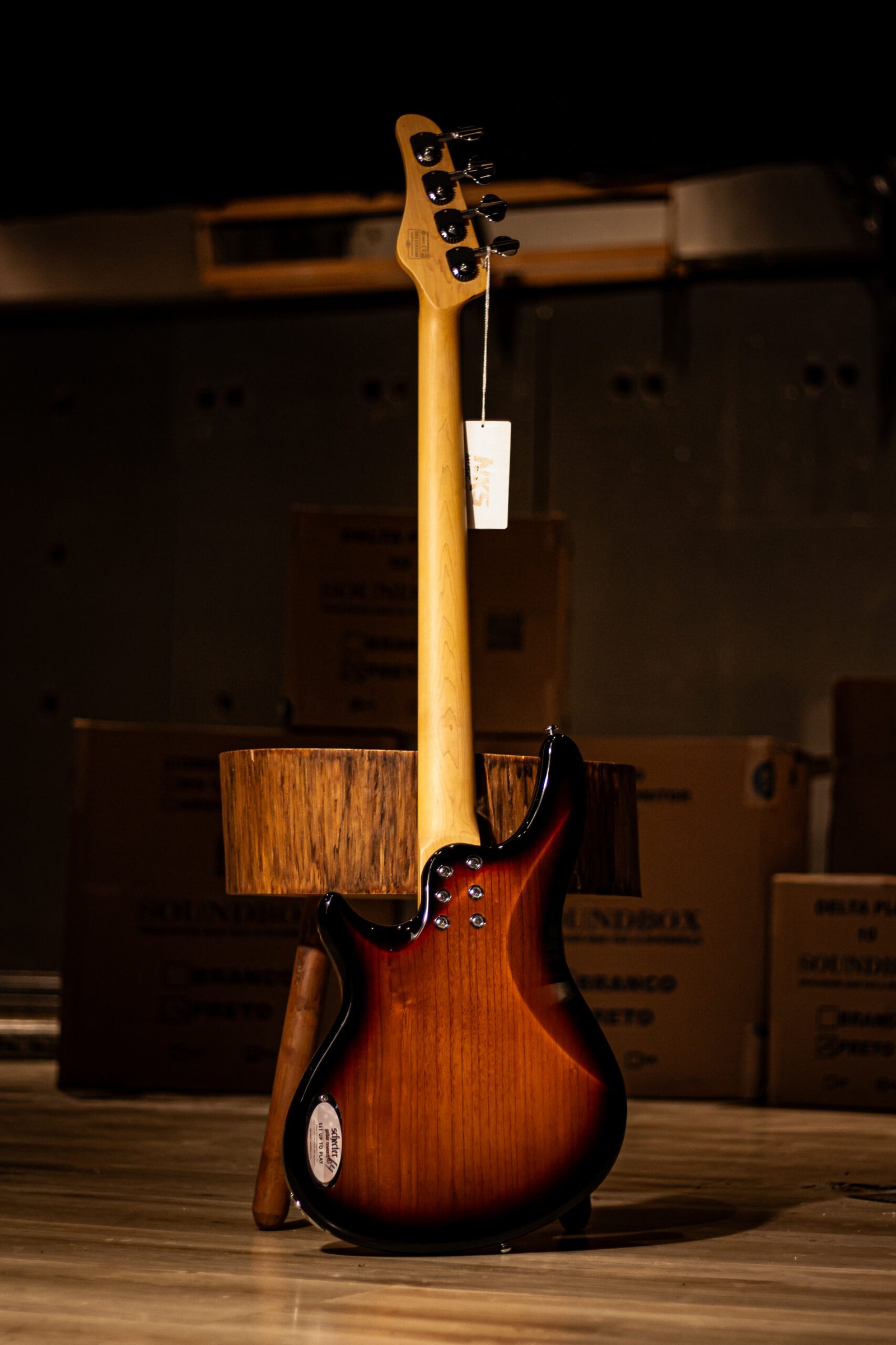 Contrabaixo Schecter CV - 4 4C Gloss 3 Tone Sunburst - Imagem 4