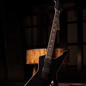 Schecter E-1 SLS Evil Twin Satin Black