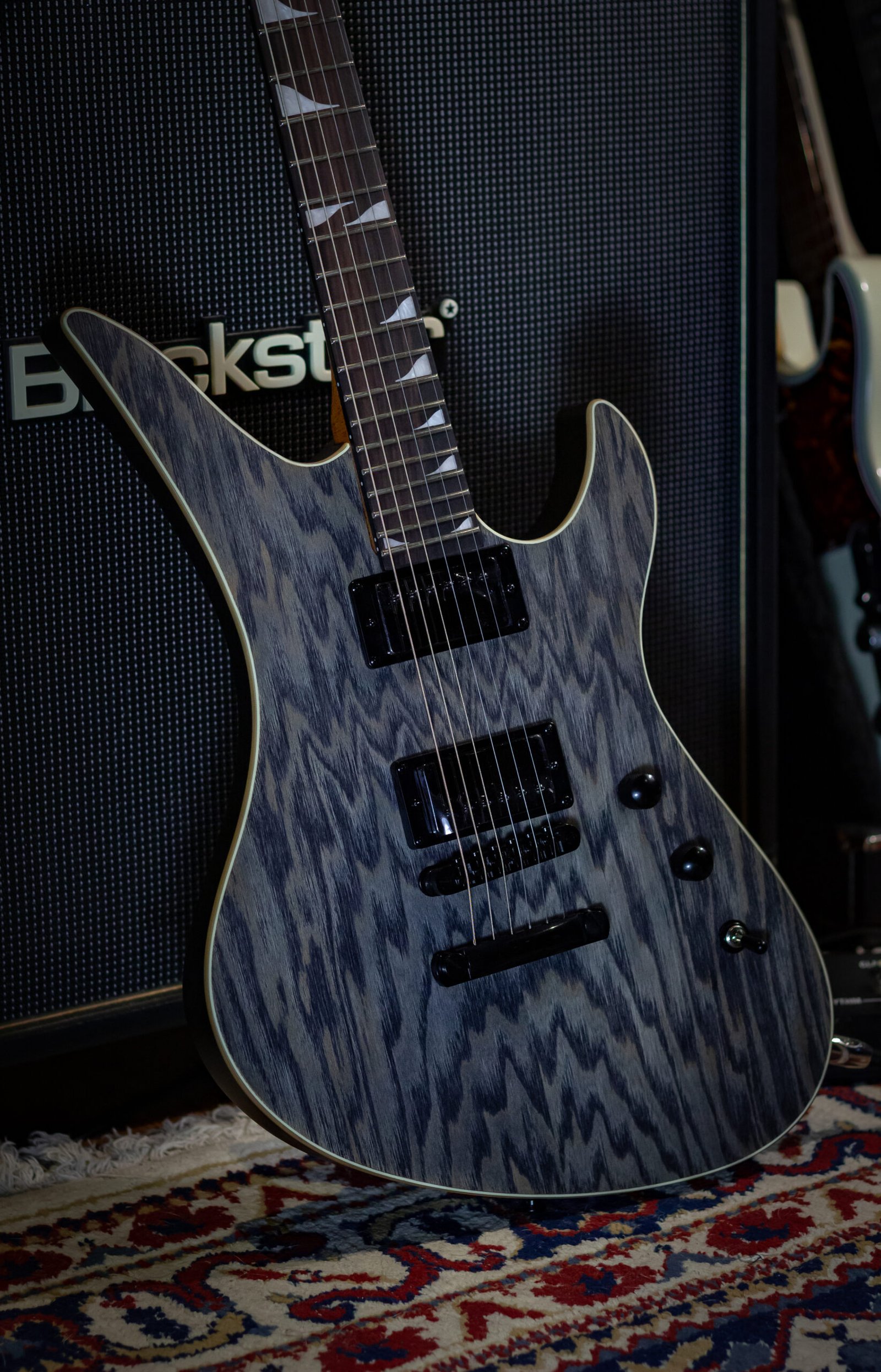 Schecter Avenger Standard Charcoal Satin - Imagem 2