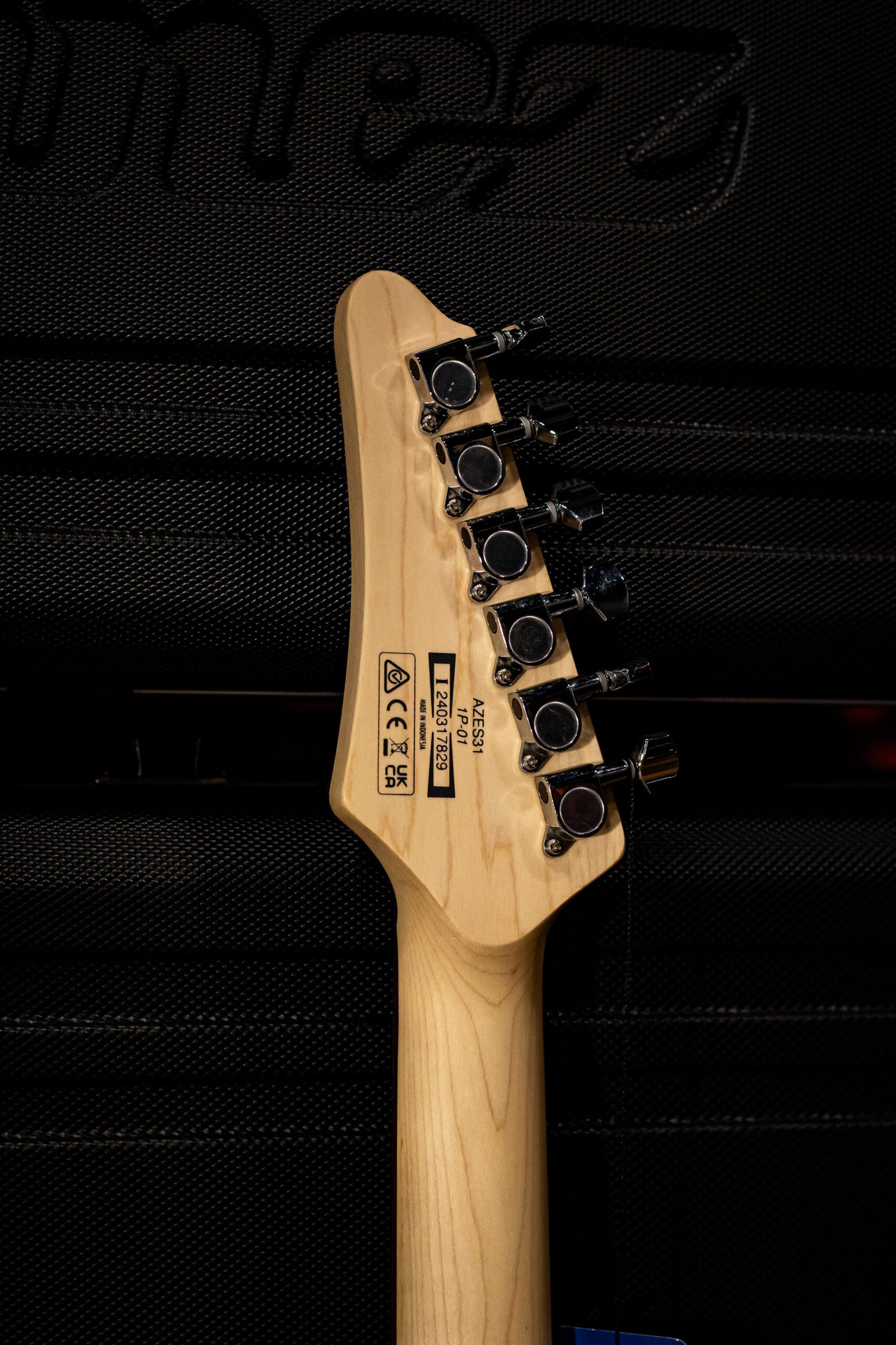 GUITARRA IBANEZ - AZES31 AOC - Imagem 5