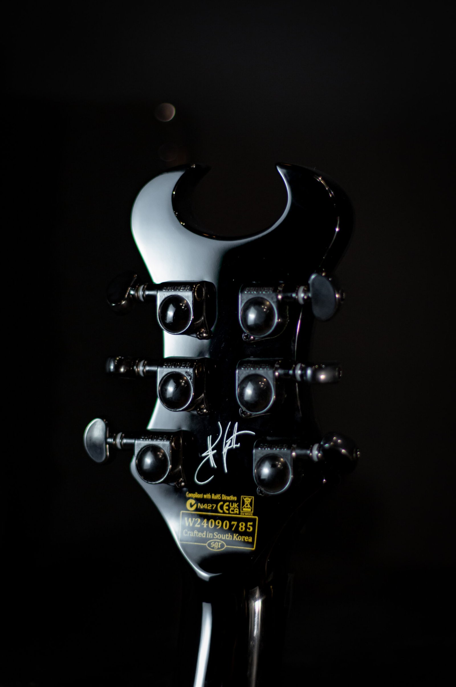 GUITARRA SCHECTER - SYNYSTER CUSTOM - GBSPS #1740 KOR - Imagem 7
