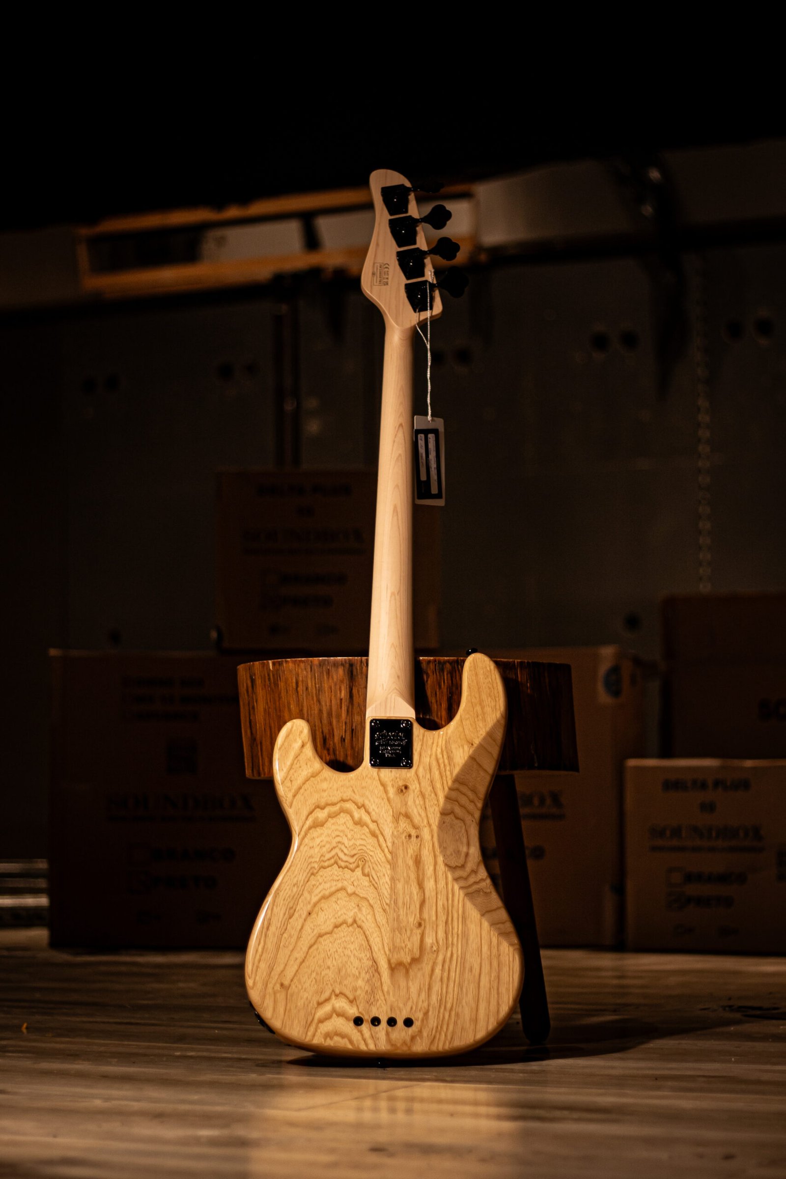 CONTRABAIXO SCHECTER - Justin Beck V ANI Gloss Natural - Imagem 2