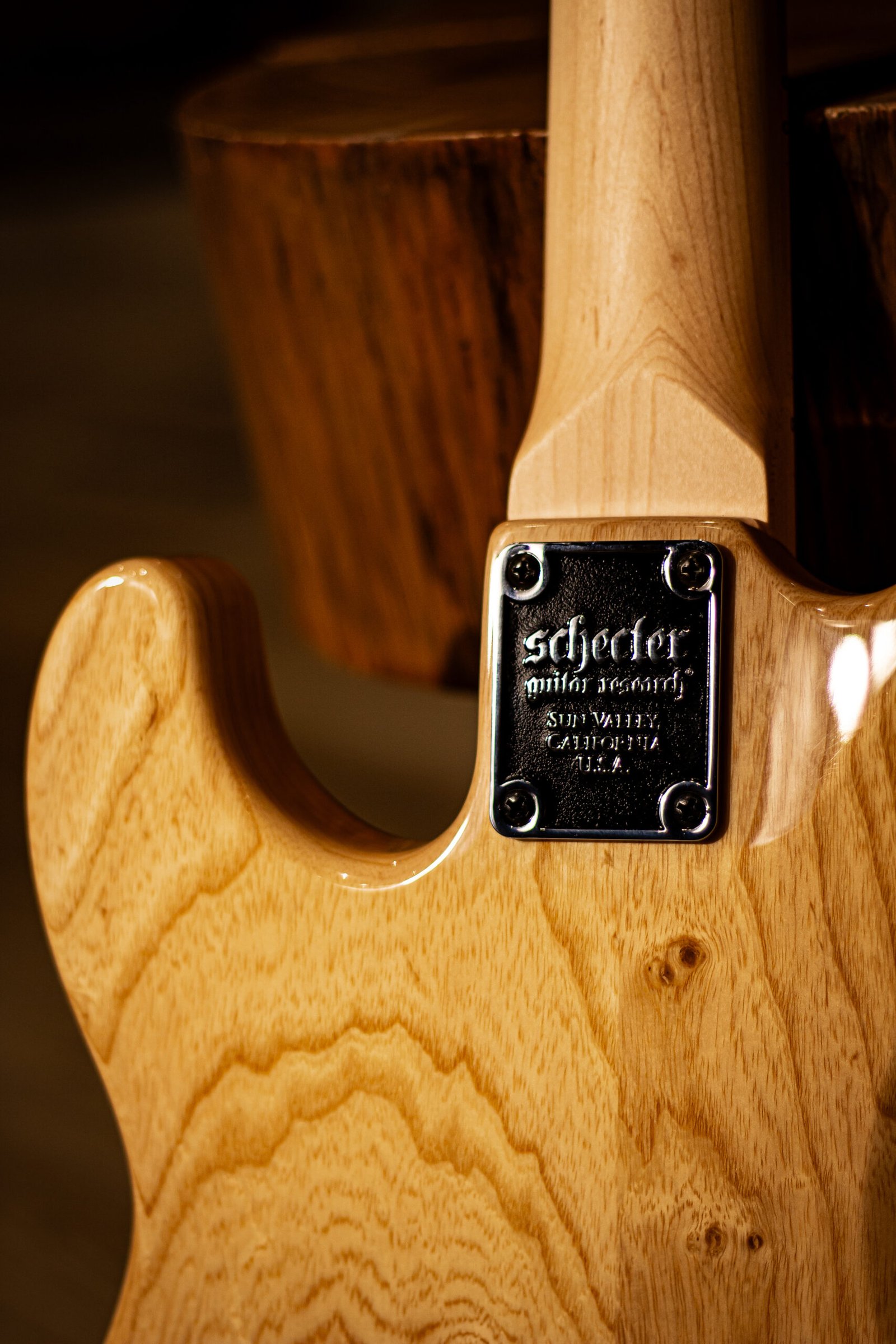 CONTRABAIXO SCHECTER - Justin Beck V ANI Gloss Natural - Imagem 3