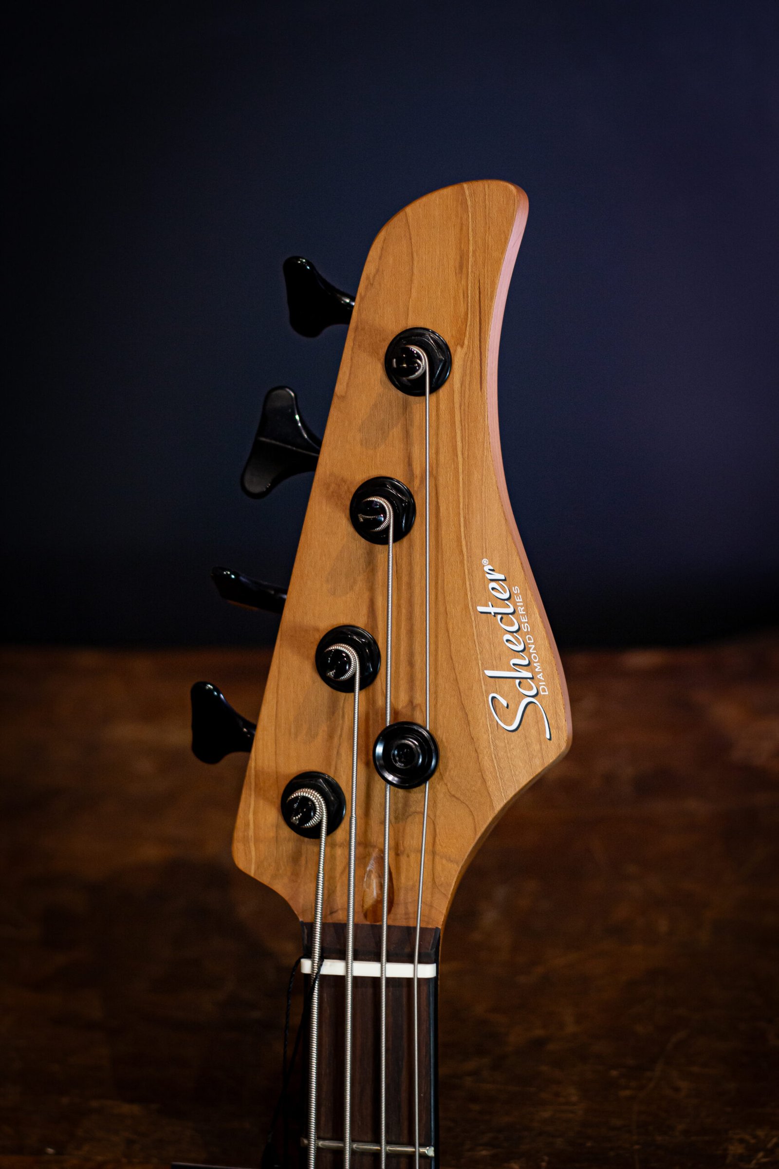 Contrabaixo Schecter C-4 Standard Tobacco Burl - Imagem 8