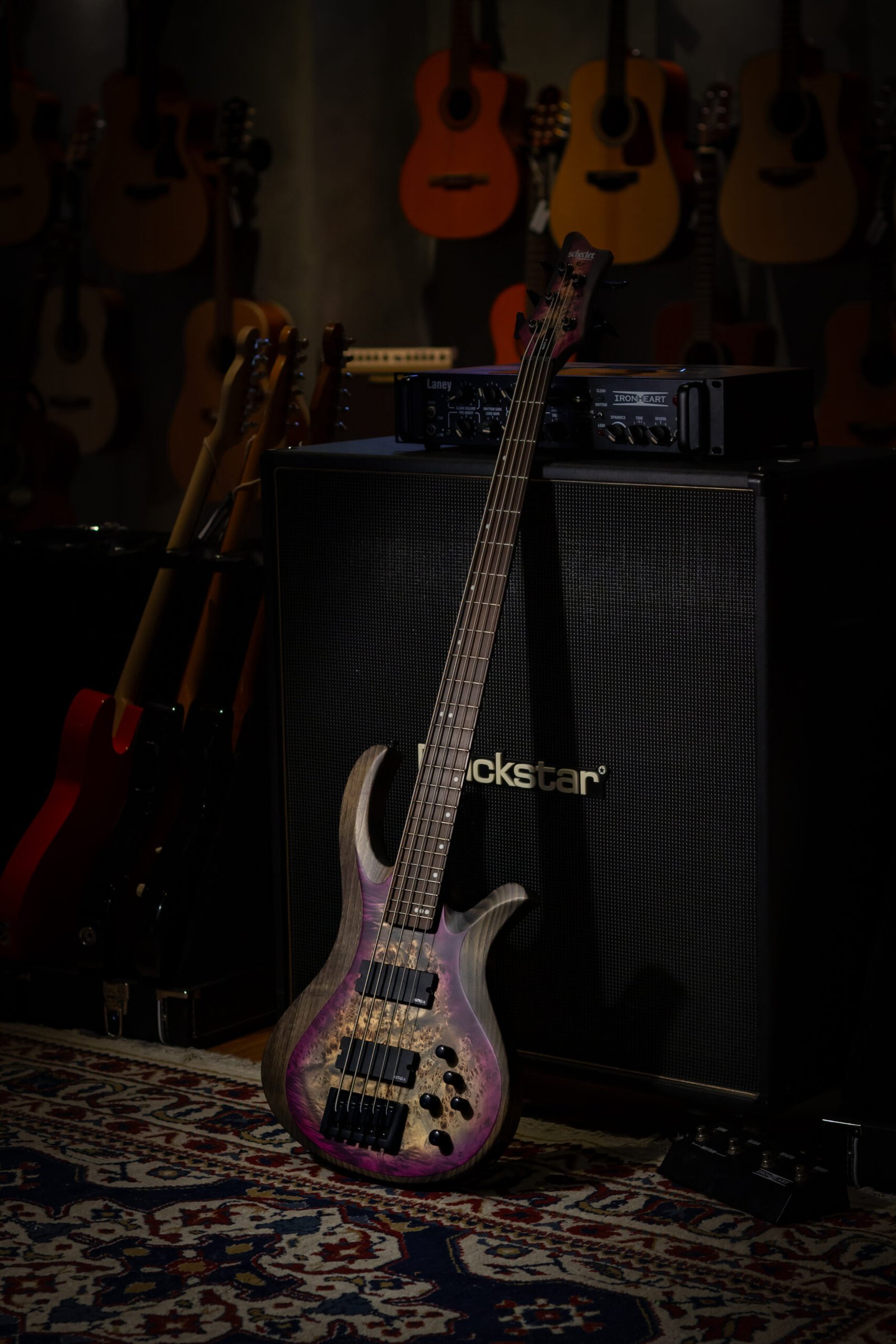 Contrabaixo Schecter Riot-5 Bass Aurora Burst - Imagem 2