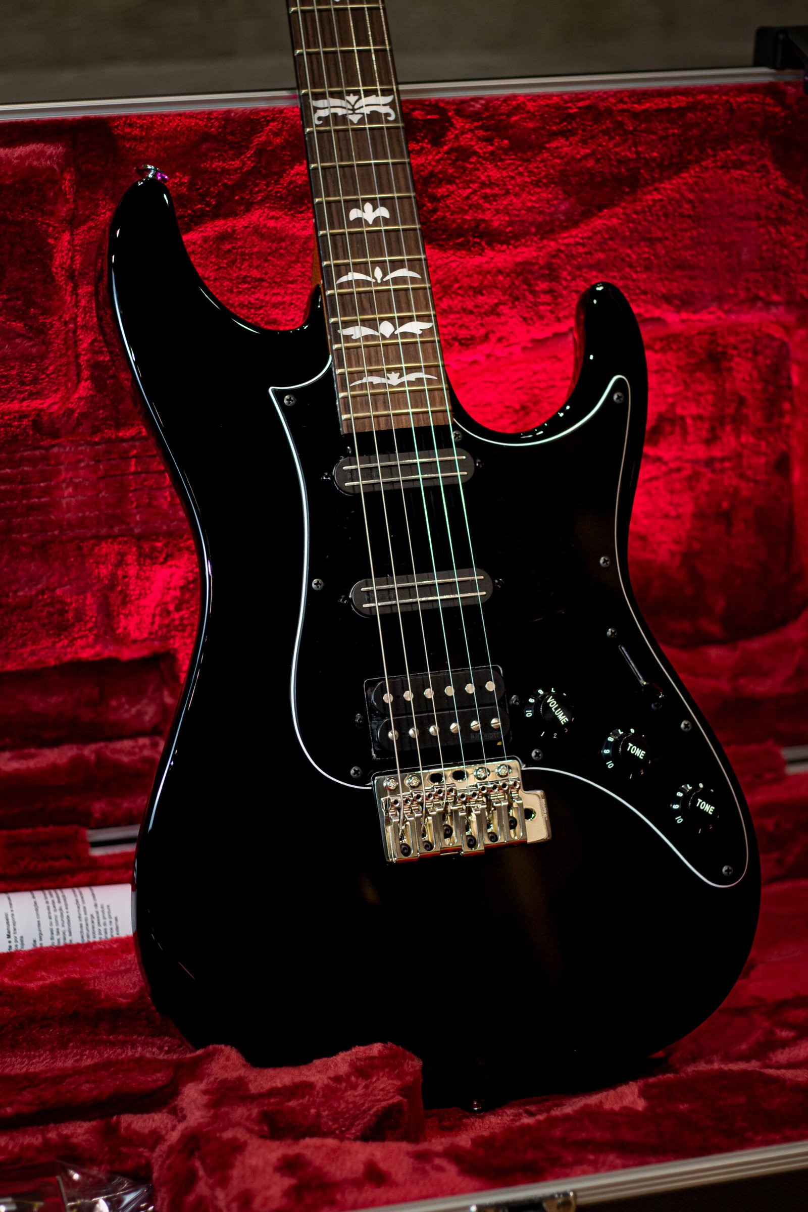 IBANEZ - ATZ300 BK - Signature Andy Timmons - Imagem 2