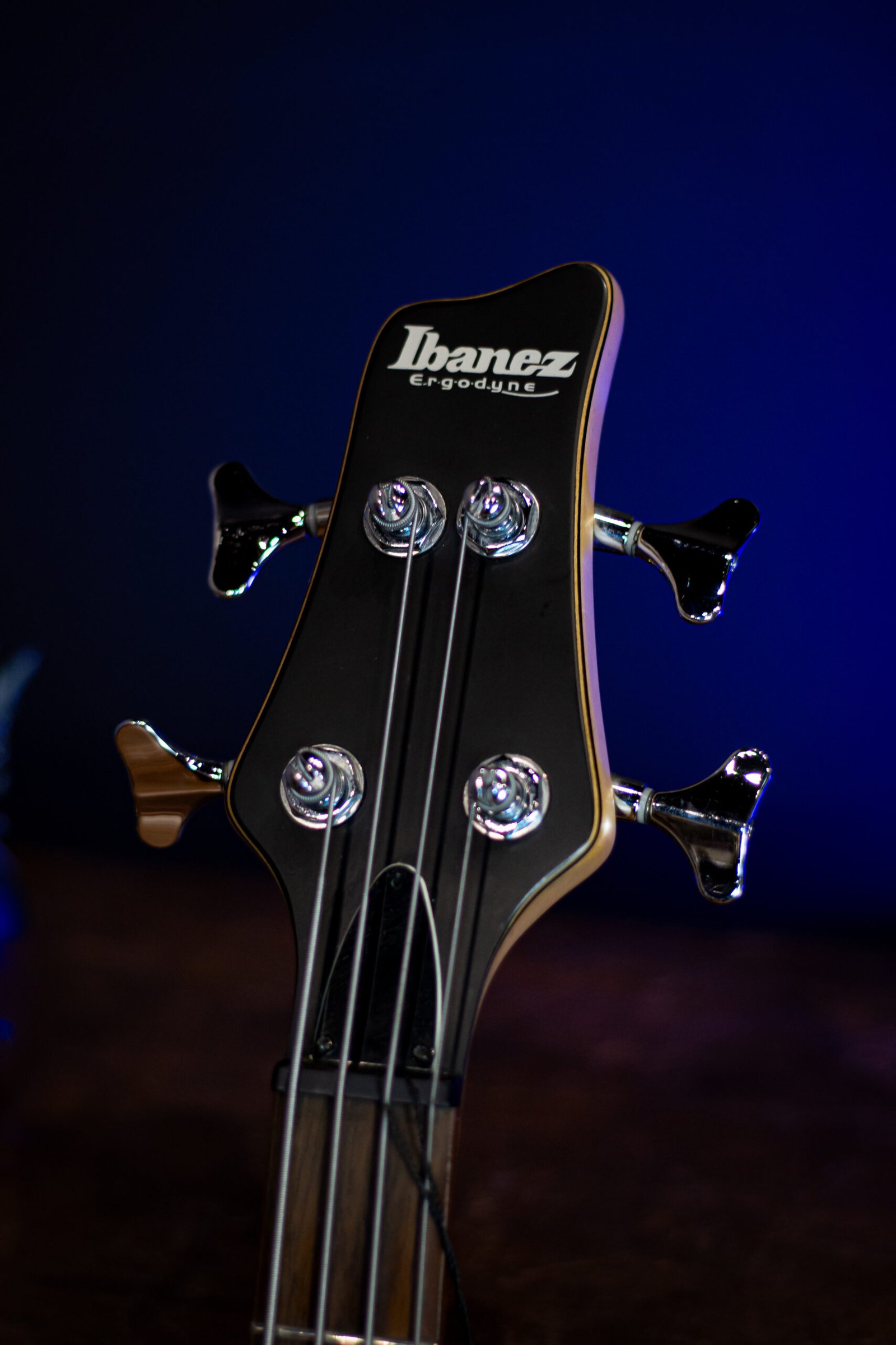 Contrabaixo Ibanez Ergodyne EDB 400 - 4C - Seminovo - Imagem 8