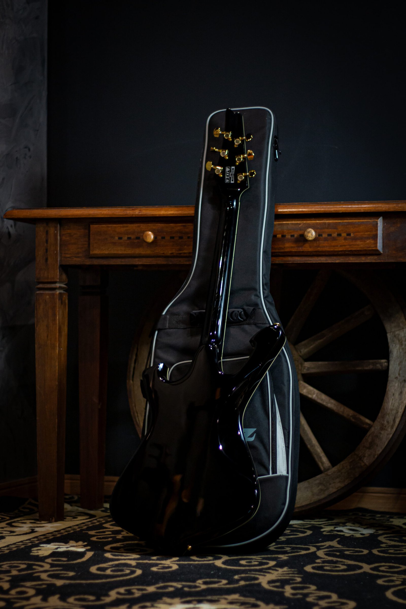 Ibanez FRM350 - BK - Signature Paul Gilbert - Imagem 5