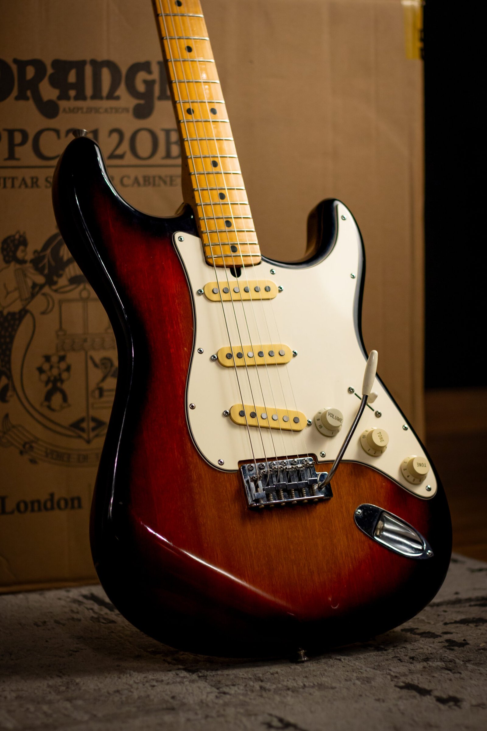 GUITARRA COLUMBUS - STRATOCASTER JAPAN - 1970 - OUTLET - Imagem 3