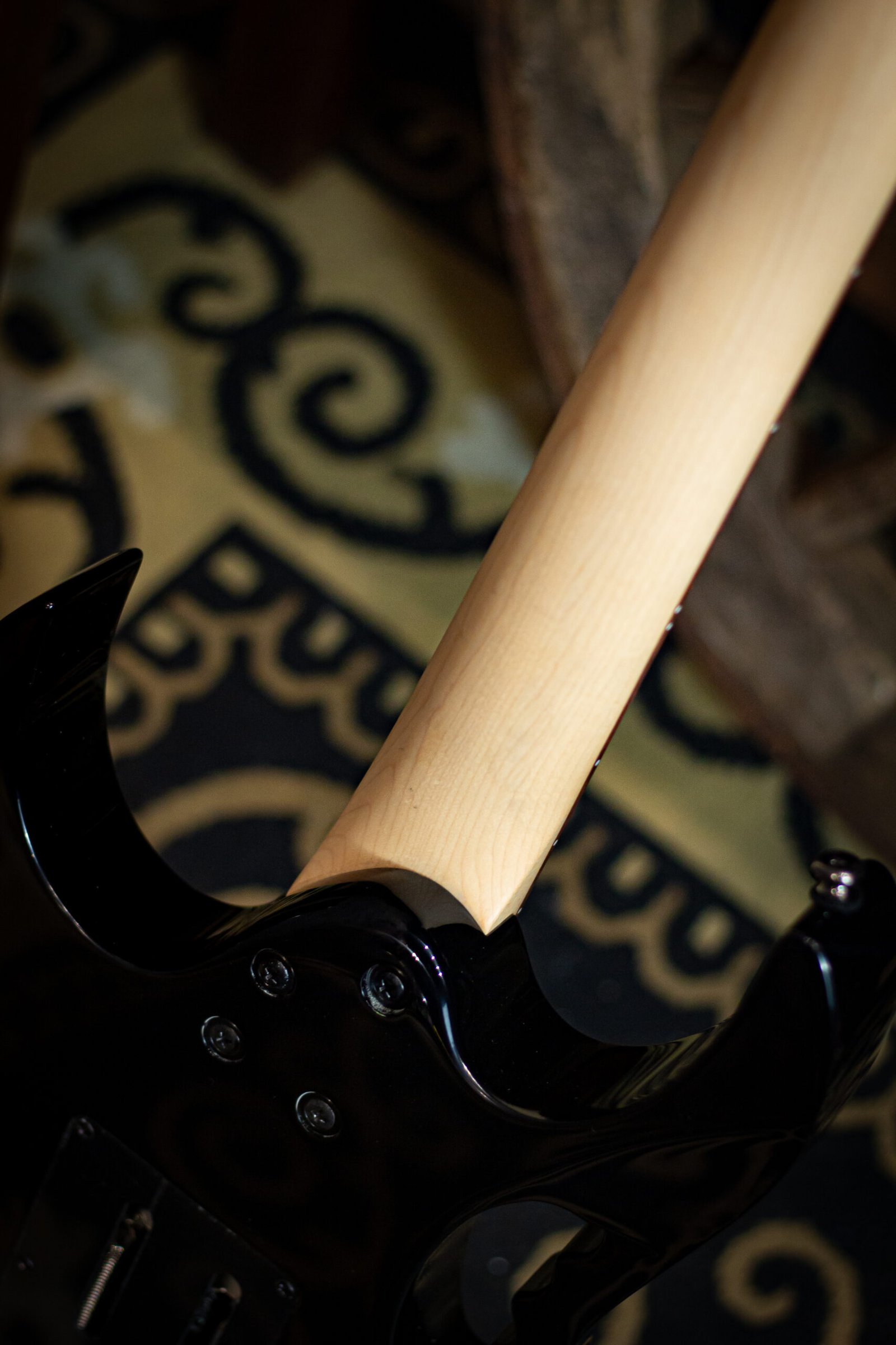 GUITARRA IBANEZ - S VAI JEMJR-BK - Imagem 7