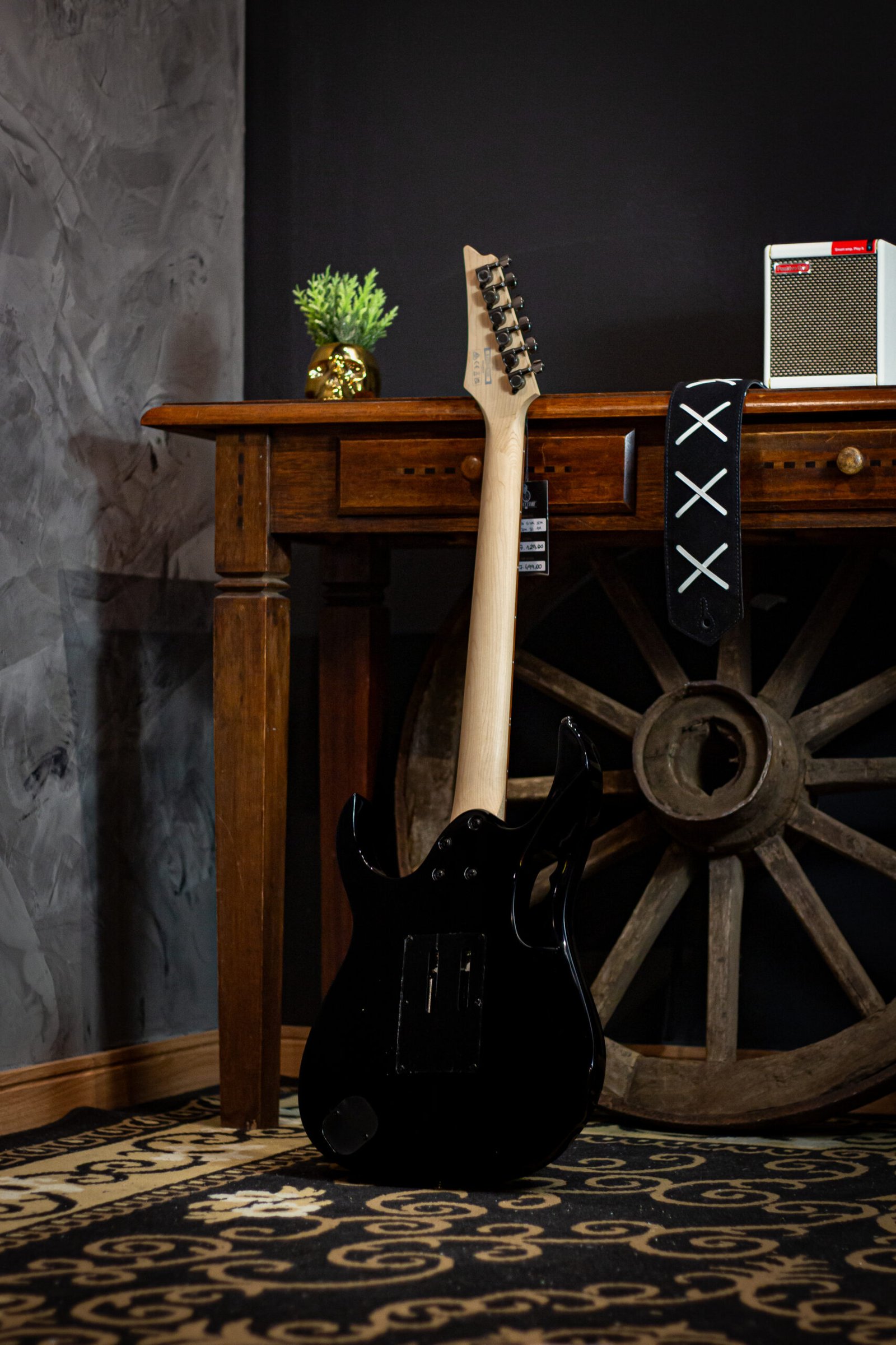 GUITARRA IBANEZ - S VAI JEMJR-BK - Imagem 8