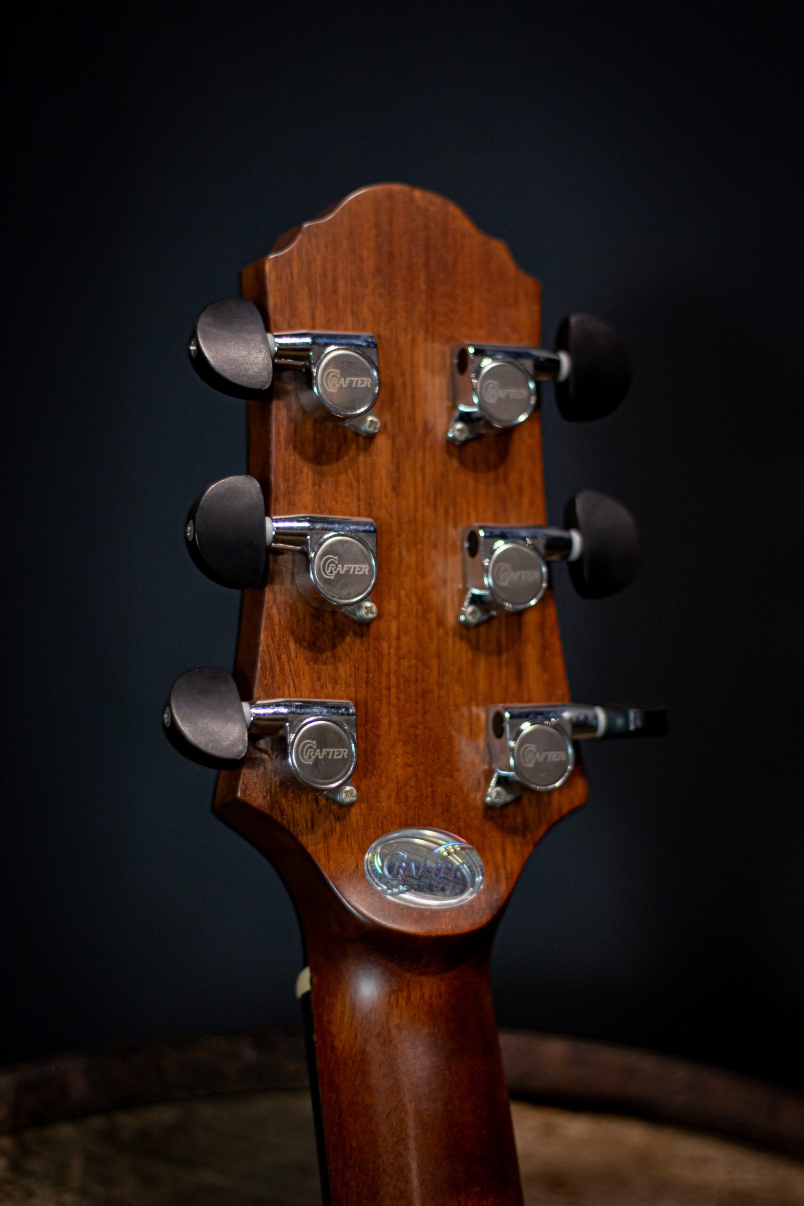 VIOLAO CRAFTER - G.AUDIT CUTWAY T/SOLID SPRUCE B/S MOGNO EQ PLATFORM NX GOLD ABLE G-620CE/N CRAFTER - Imagem 6