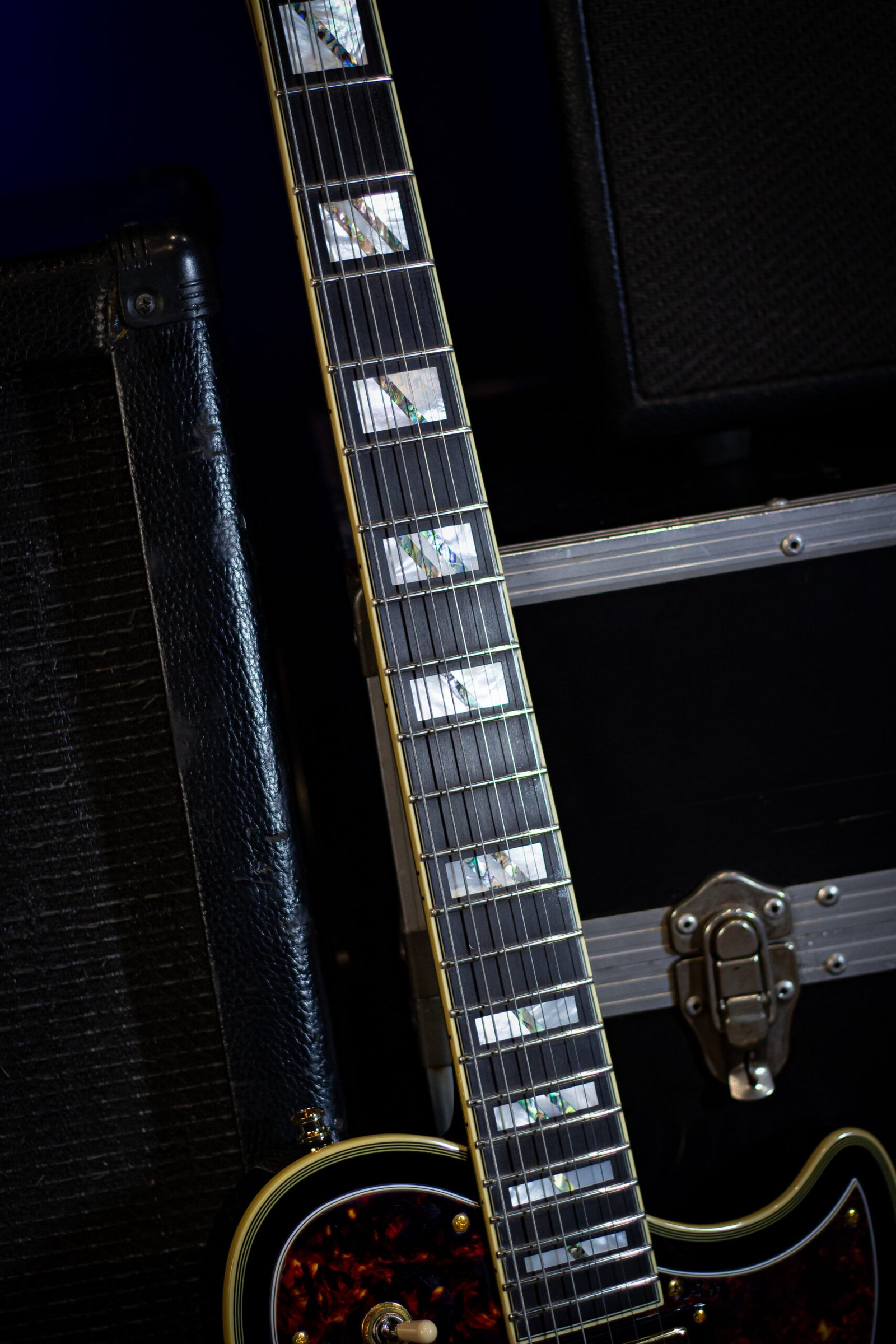 GUITARRA D'ANGELICO - Deluxe Atlantic - Solid Black - Imagem 4