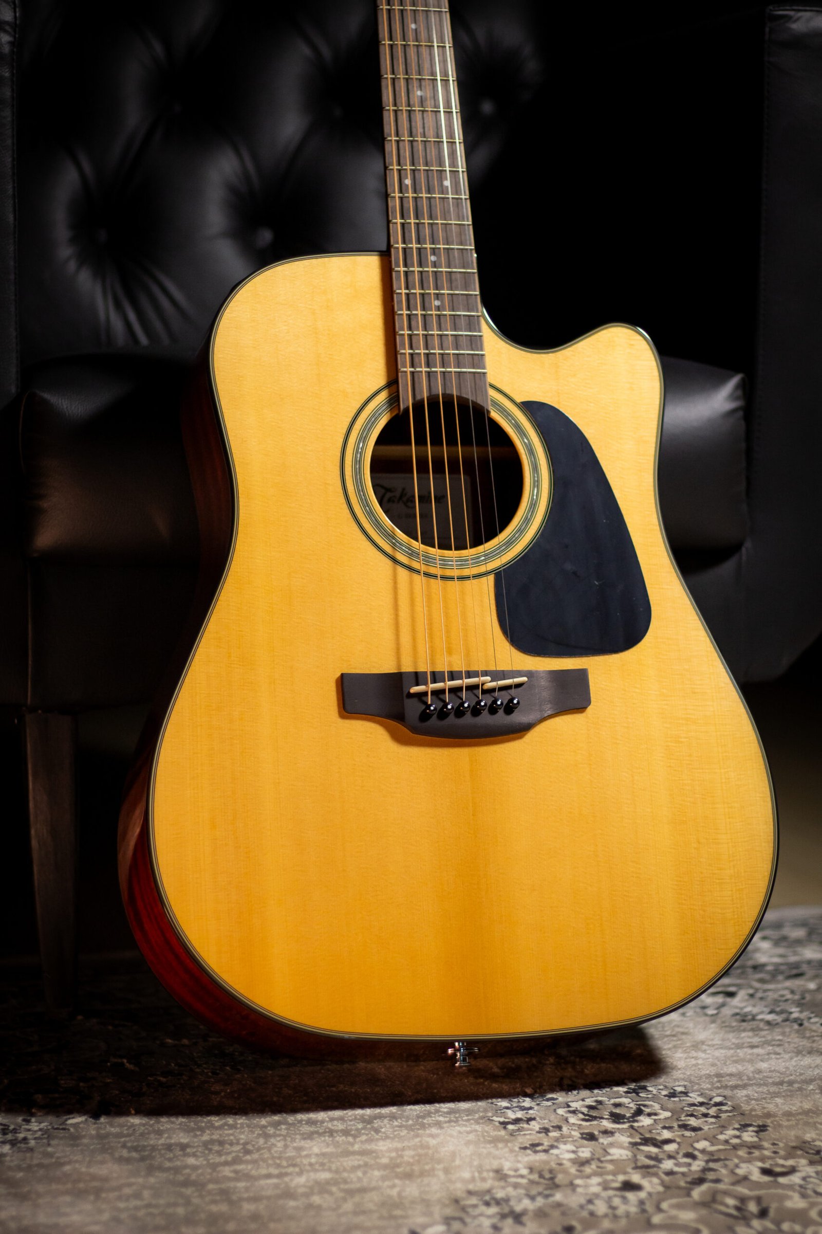 VIOLAO TAKAMINE - GD30CE N & TP4TD - Imagem 3