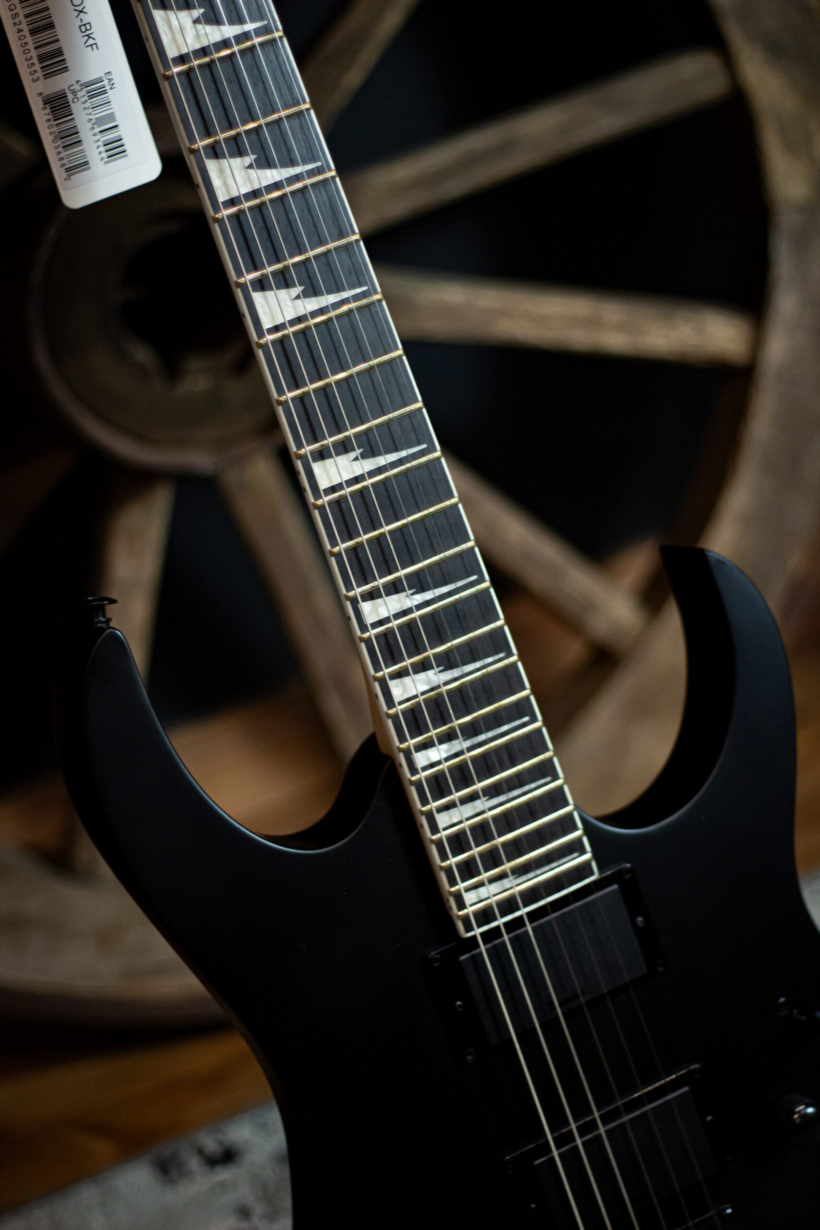 GUITARRA IBANEZ - RG GRG121DX-BKF - Imagem 4