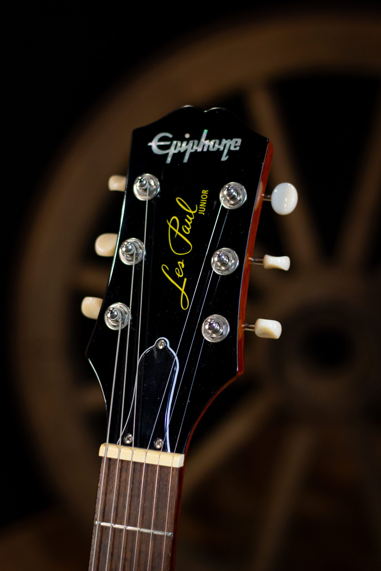 GUITARRA EPIPHONE - LES PAUL JR - Imagem 6