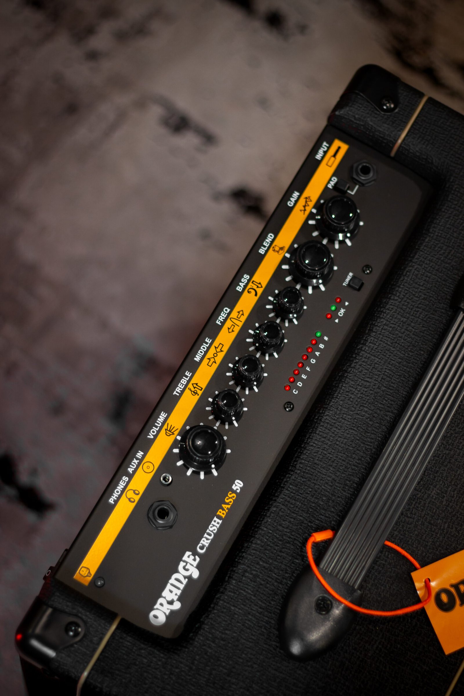 AMPLIFICADOR ORANGE - CRUSH BASS 50 BK POTENCIA 50 W - Imagem 3