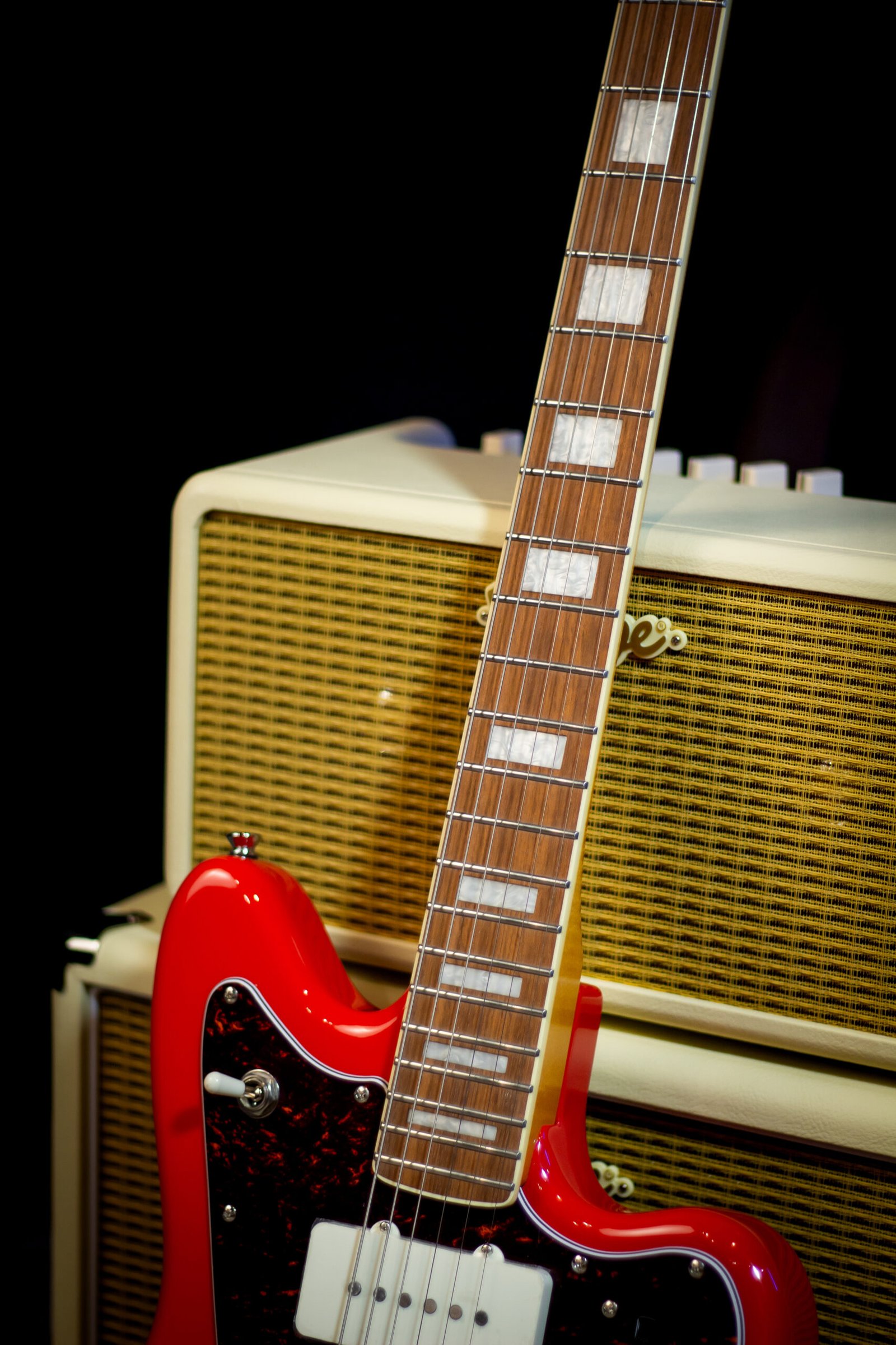 GUITARRA VINTAGE - SURFMASTER REVO V65 - Imagem 3