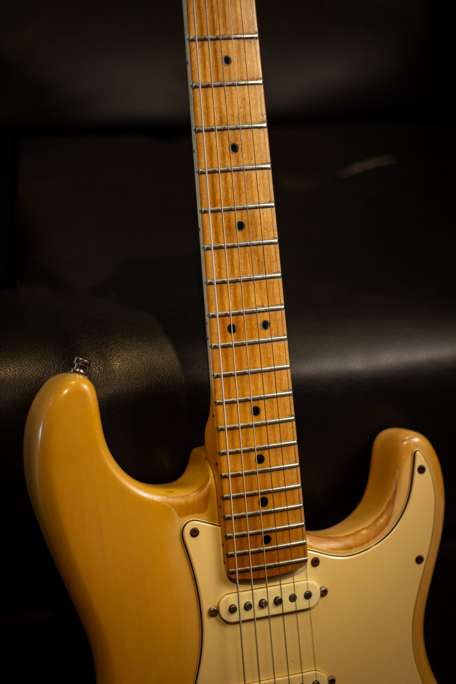 GUITARRA FENDER - Highway One Stratocaster USA - Imagem 4