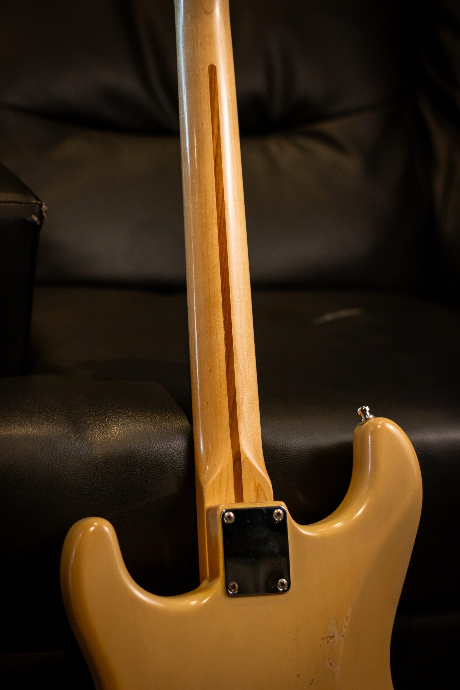 GUITARRA FENDER - Highway One Stratocaster USA - Imagem 8