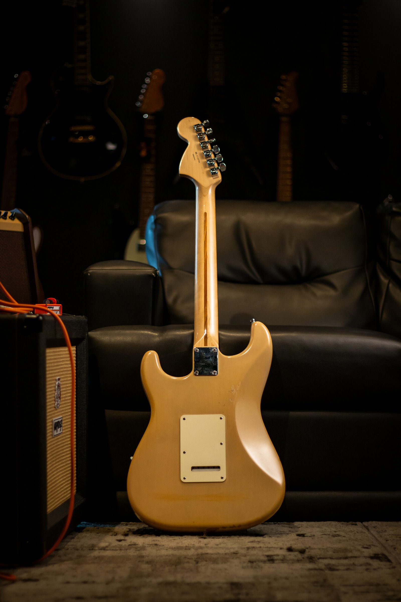 GUITARRA FENDER - Highway One Stratocaster USA - Imagem 7