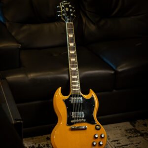 GUITARRA EPIPHONE - SG Standard (TV Yellow)