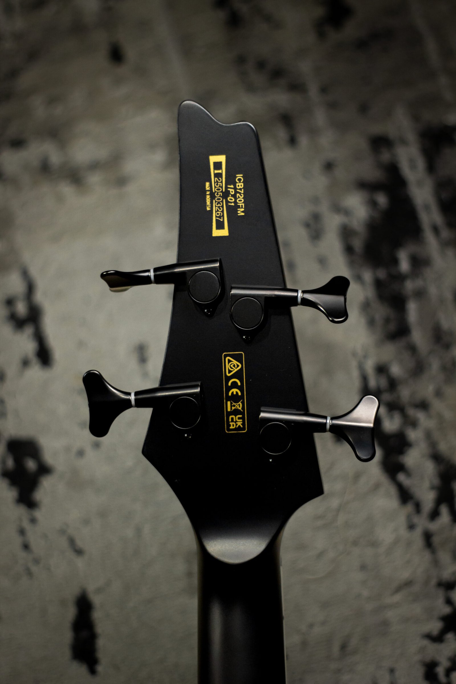 CONTRABAIXO IBANEZ - Iceman ICB720FM-CBS - Imagem 5
